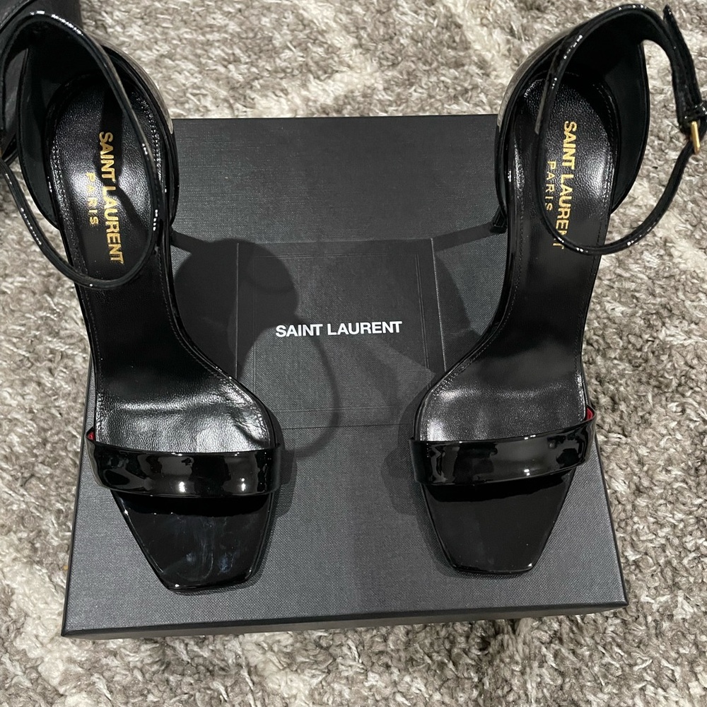 ✨Stunning YSL Black Patent Leather Ankle Strap Stiletto✨ - Picture 2 of 10